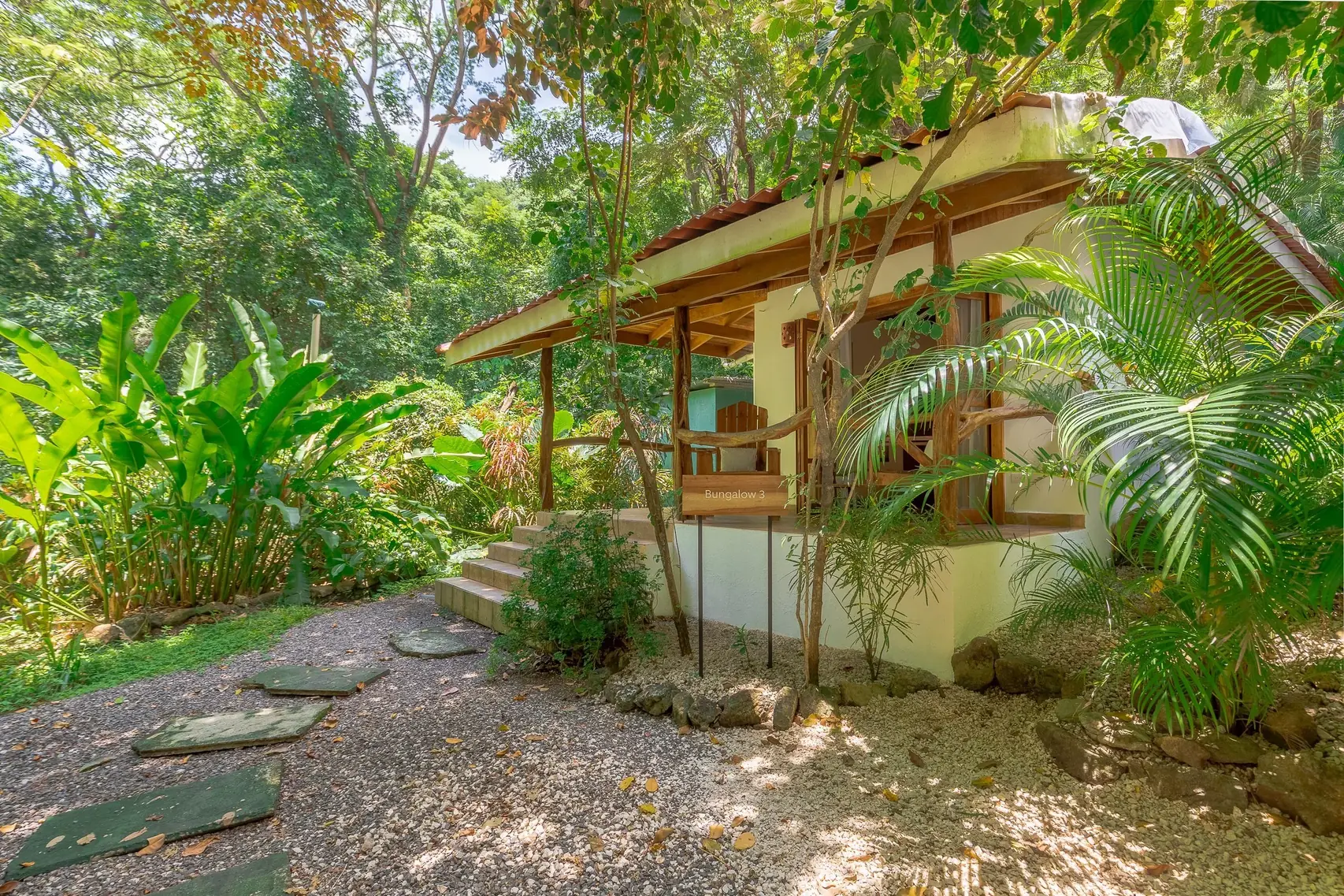 Private terrace of Deluxe King Bungalow 3 at Makanas Beach Bungalows