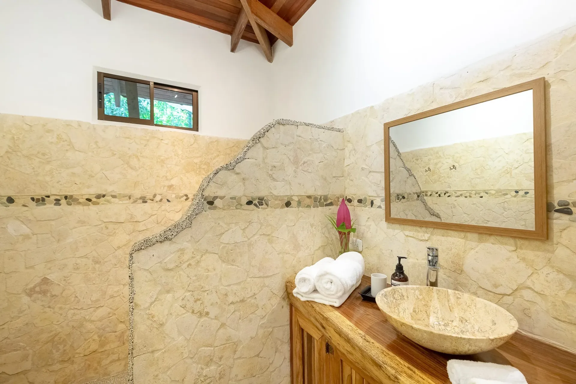 Double Queen Bungalow living space at Makanas Beach Bungalows