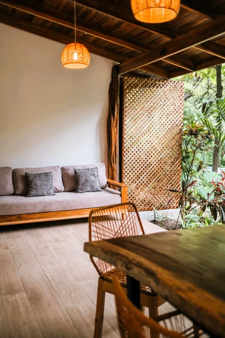Garden pathway at Makanas Beach Bungalows, Santa Teresa